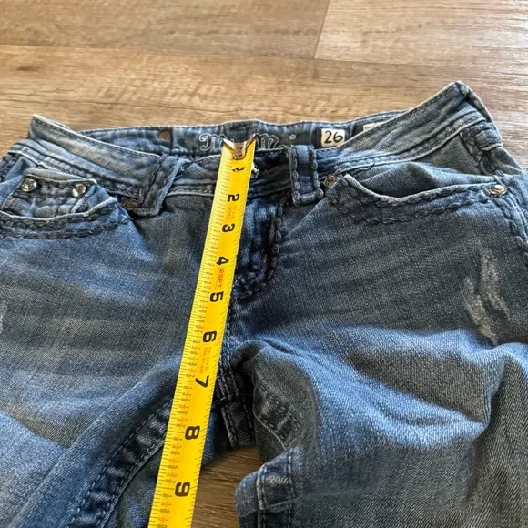 Miss Me Jeans Women's size 26 Distressed Denim Straight Low Rise Frayed Hem - Picture 9 of 10